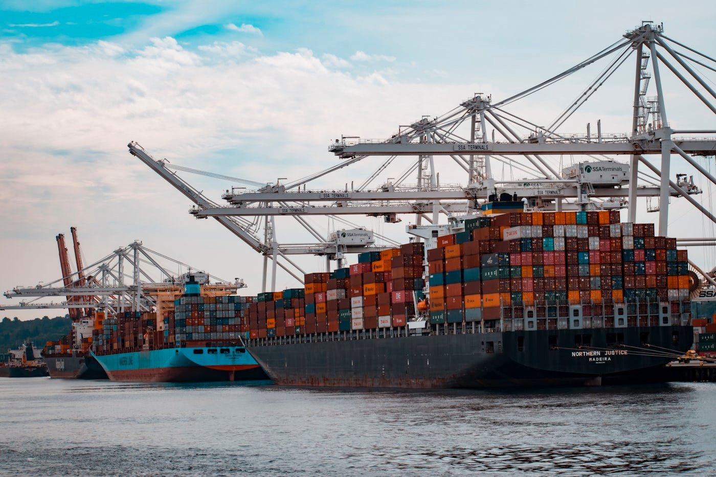 Container ship